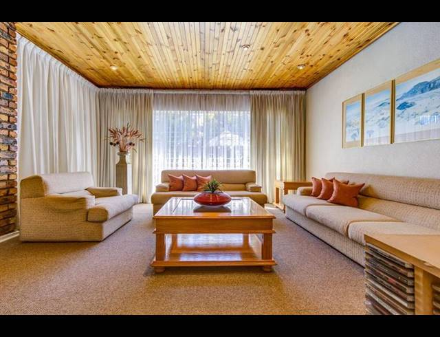 4 BEDROOM HOUSE FOR SALE IN SUNWARD PARK